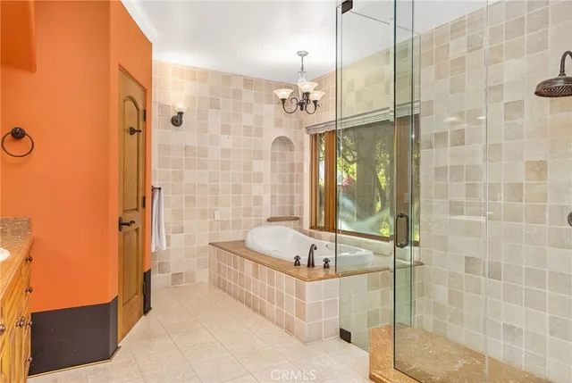 $2,900,000 | 41511 Bob Hope Drive, Rancho Mirage, CA 92270