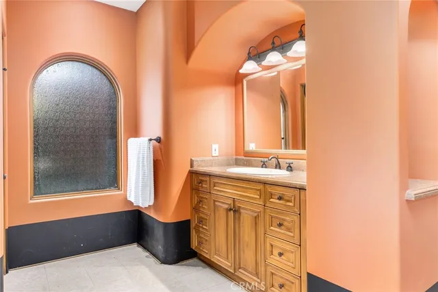 $2,900,000 | 41511 Bob Hope Drive, Rancho Mirage, CA 92270