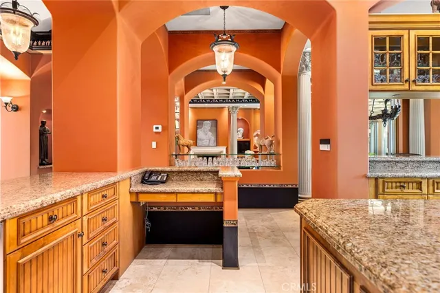 $2,900,000 | 41511 Bob Hope Drive, Rancho Mirage, CA 92270