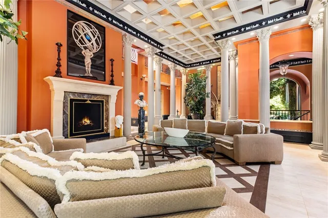 $2,900,000 | 41511 Bob Hope Drive, Rancho Mirage, CA 92270