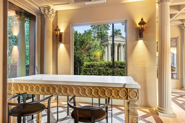 $2,900,000 | 41511 Bob Hope Drive, Rancho Mirage, CA 92270