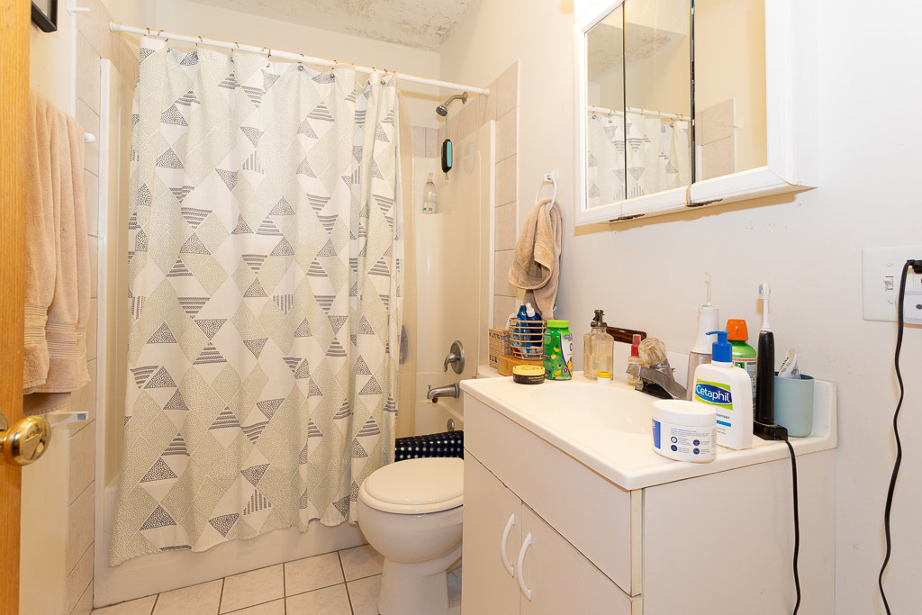 1307 North Greenview Avenue, Unit 1R Chicago, IL 60642 - Photo 15 of 18