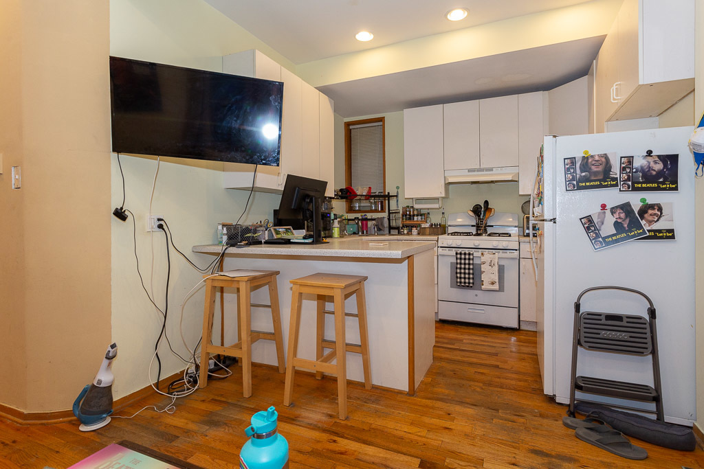 1307 North Greenview Avenue, Unit 1R Chicago, IL 60642 - Photo 5 of 18