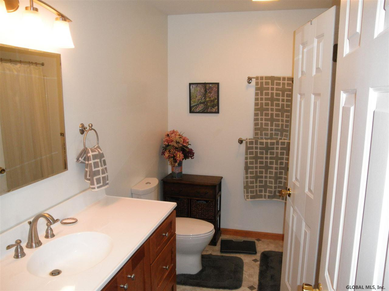 1064 Sterling Ridge Drive Rensselaer, NY 12144 - Photo 11 of 15 Photo 11