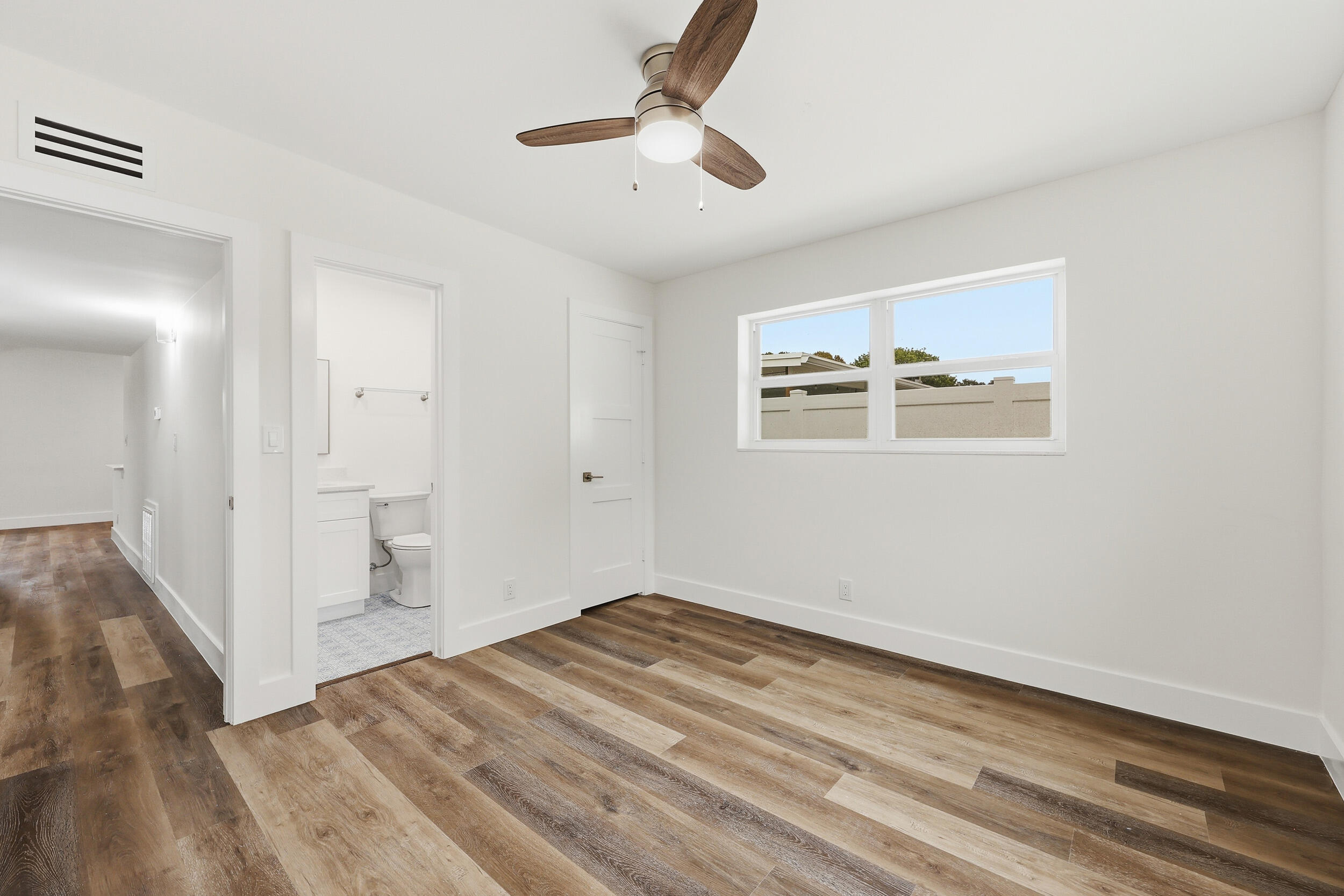 403 Todd Street Jupiter, FL 33458 - Photo 14 of 30 15_8p3a8184