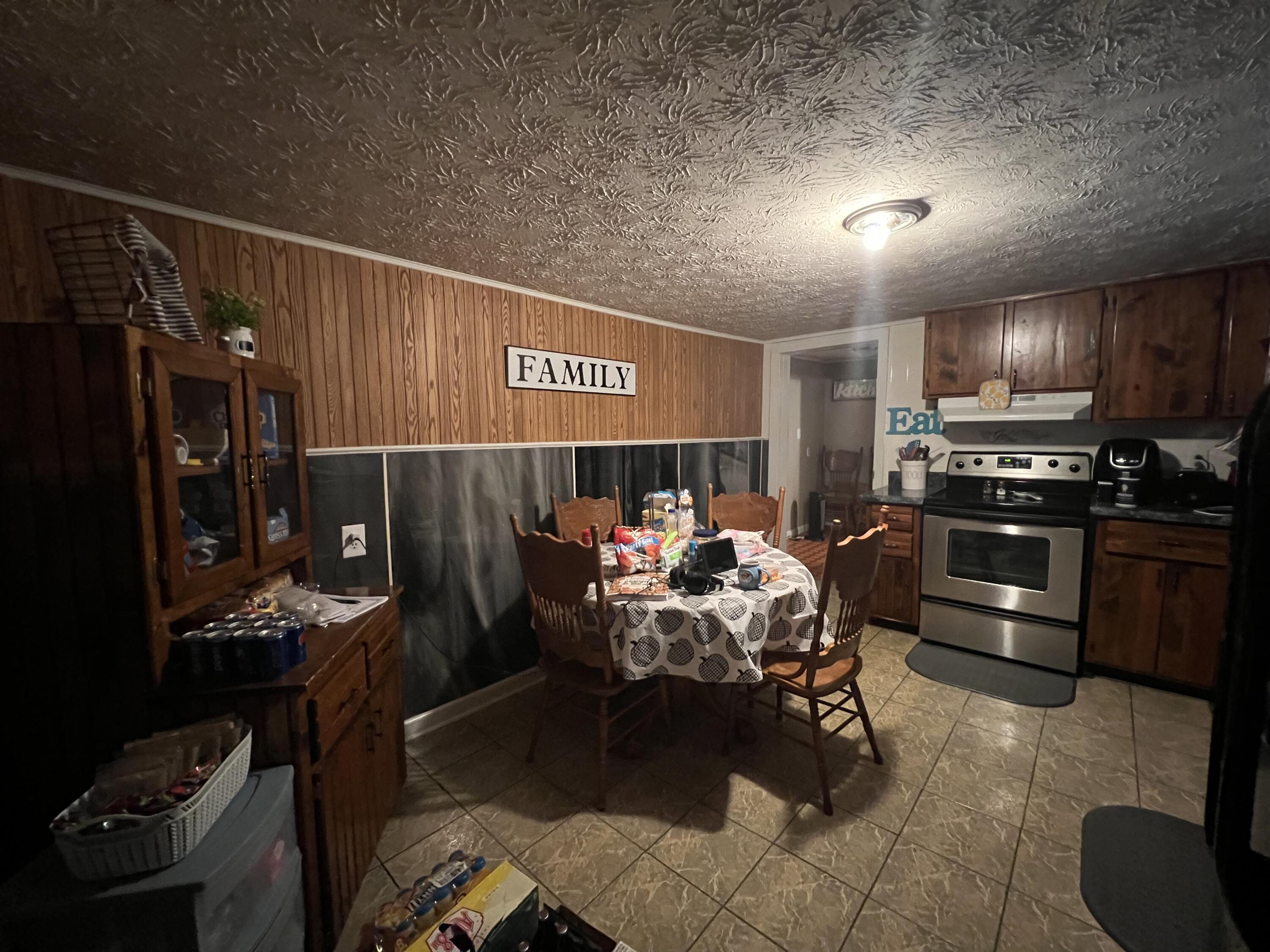 865 Sasser School Road London, KY 40744 - Photo 14 of 27 821DFE8A-7EA6-4E30-890B-93AF16FE5908