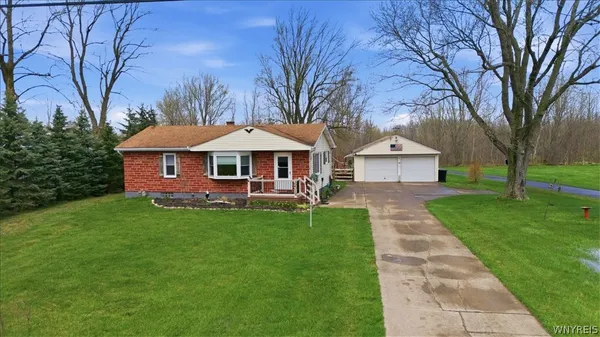 $249,900 | 12314 Genesee Street, Alden, NY 14004