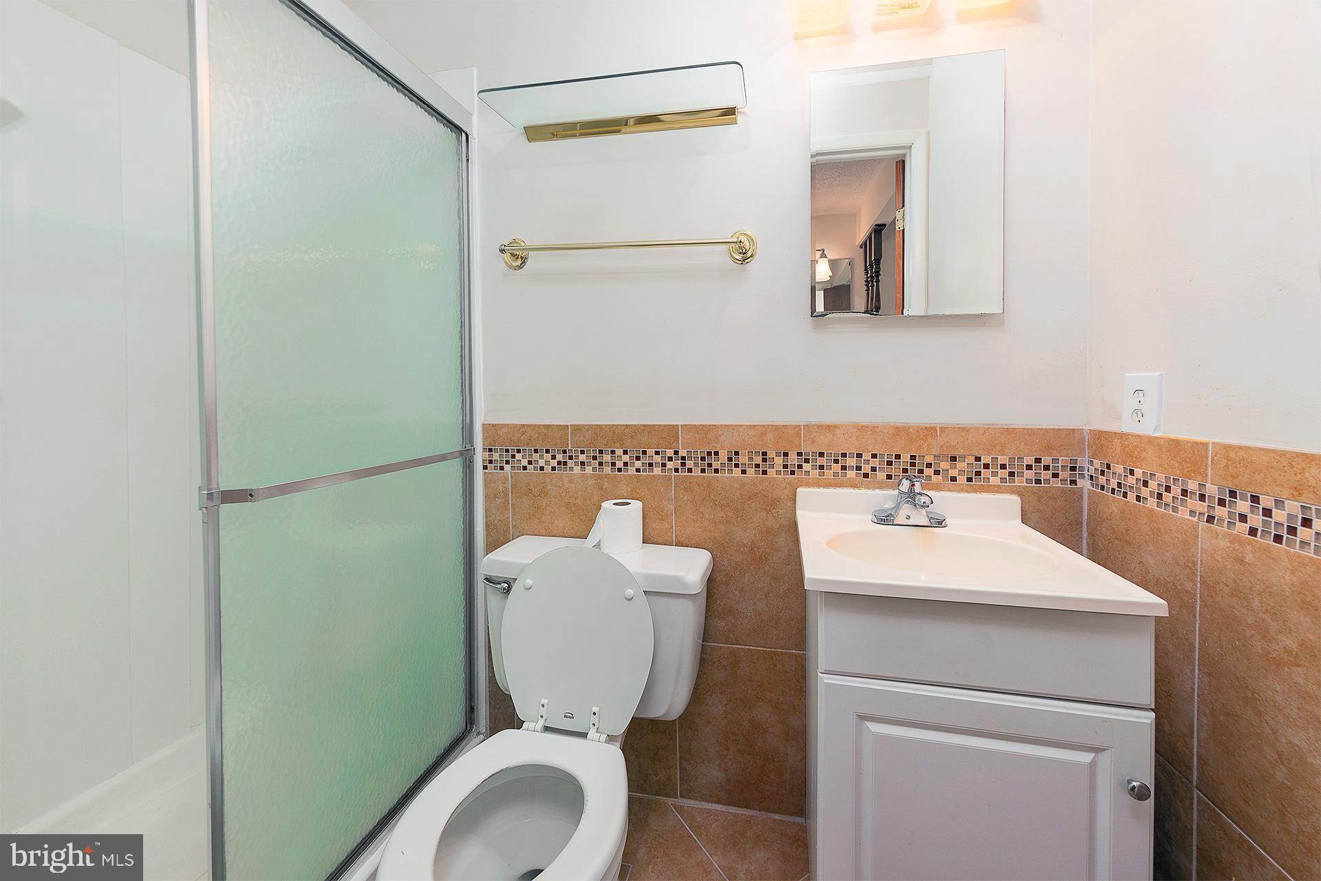 9438 Northgate Road Laurel, MD 20723 - Photo 16 of 40 Master bath