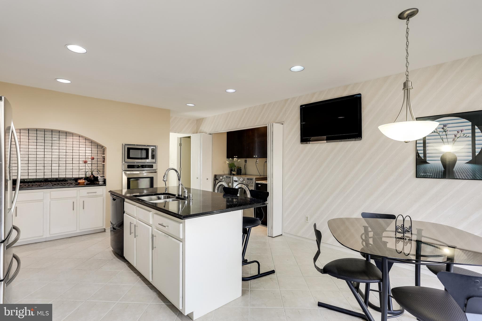 12302 Benson Branch Road Ellicott City, MD 21042 - Photo 11 of 43 Kitchen - Main Level