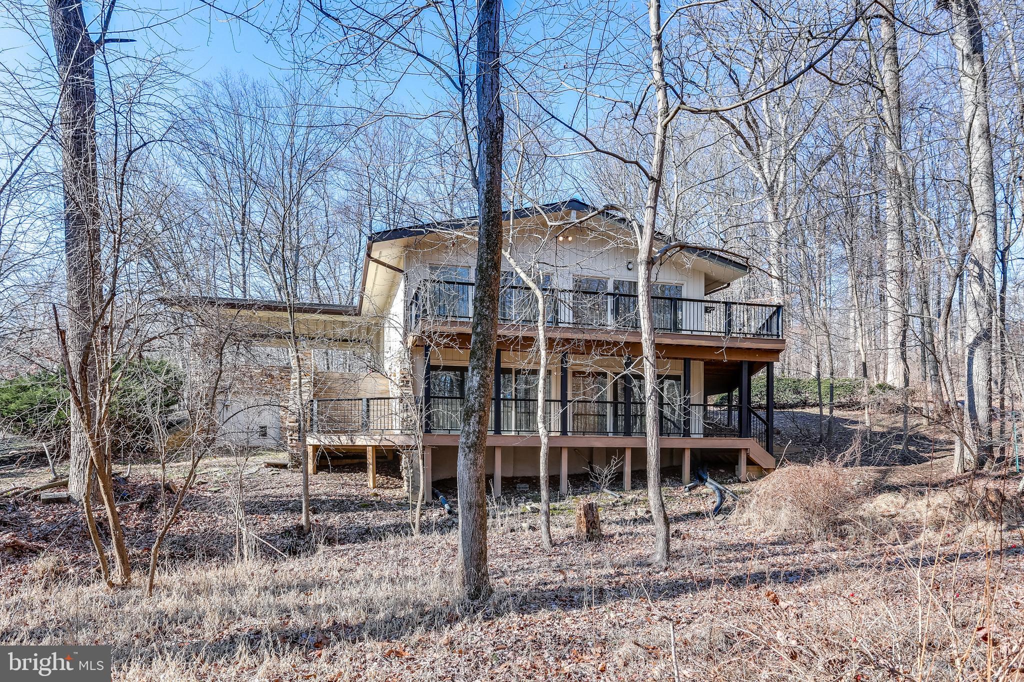 12302 Benson Branch Road Ellicott City, MD 21042 - Photo 39 of 43 Exterior - Side View