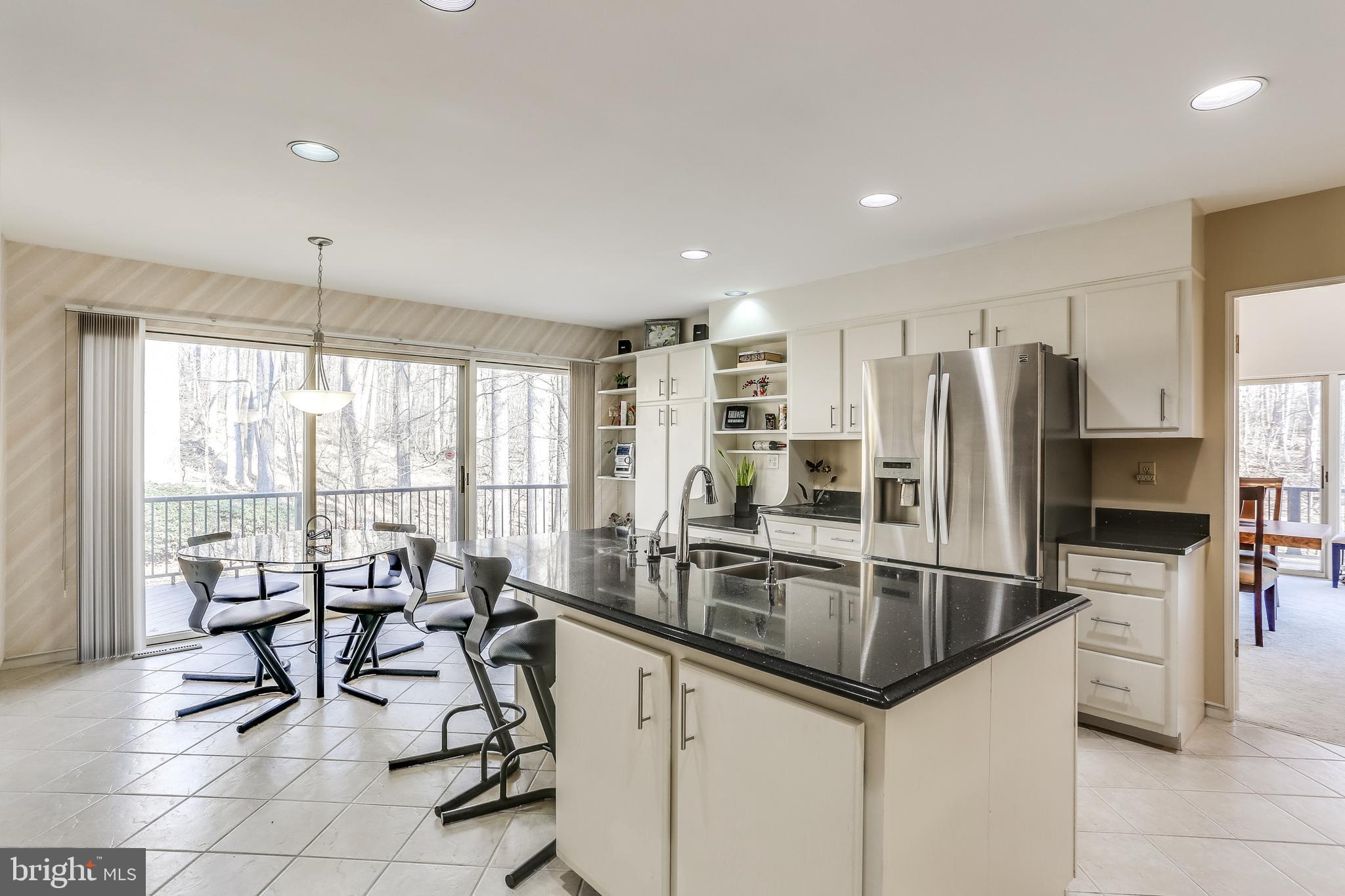 12302 Benson Branch Road Ellicott City, MD 21042 - Photo 10 of 43 Kitchen - Main Level