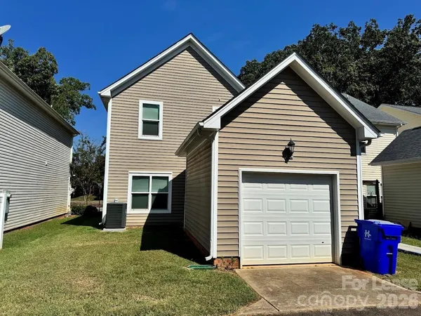 $1,850 | 7110 McLothian Lane, Huntersville, NC 28078