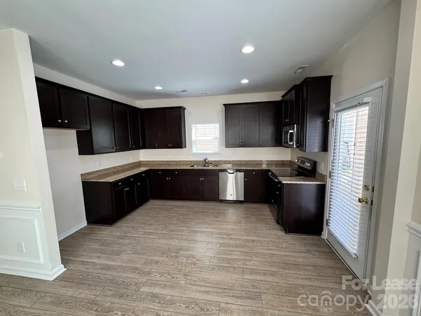 $1,850 | 7110 McLothian Lane, Huntersville, NC 28078