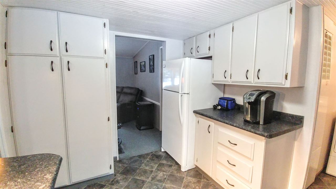 8124 East 46 Road Cadillac, MI 49601 - Photo 4 of 19 1857888-3.JPG