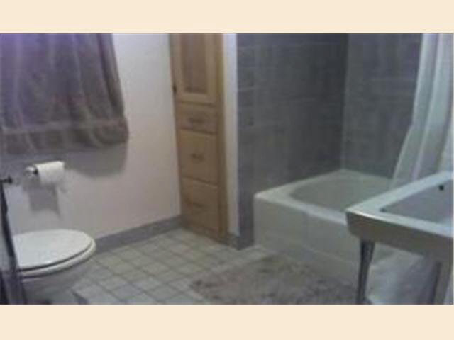 516 7th Street Southwest Rochester, MN 55902 - Photo 13 of 17