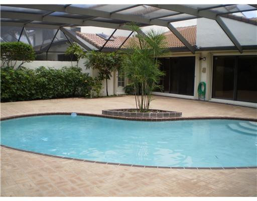 19484 Bay View Road, Unit 19484 Boca Raton, FL 33434 - Photo 8 of 8 Swimming Pool/Hot Tub/Sauna
