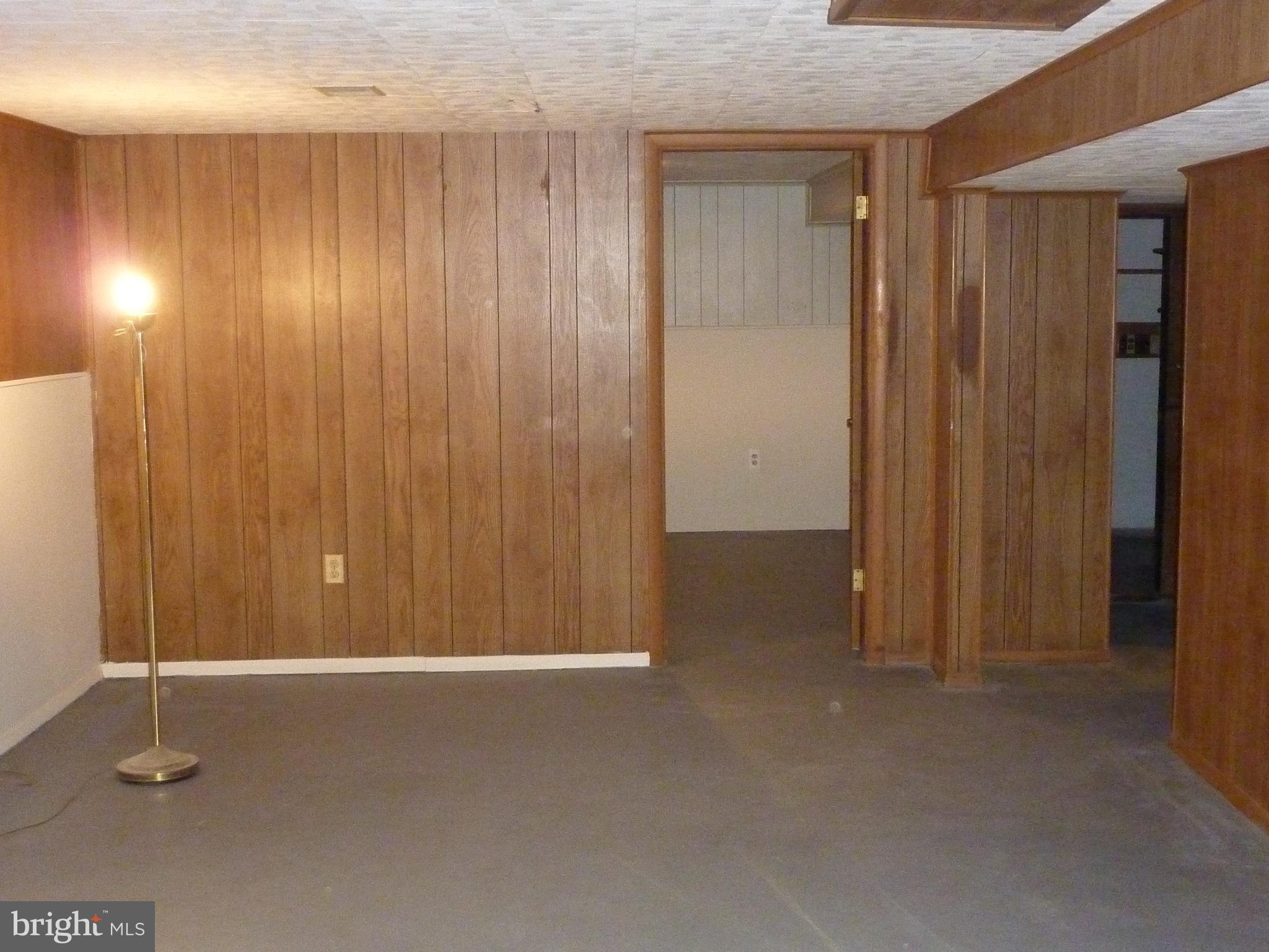 301 Dearborn Avenue Silver Spring, MD 20901 - Photo 29 of 30 Gallery Image 29