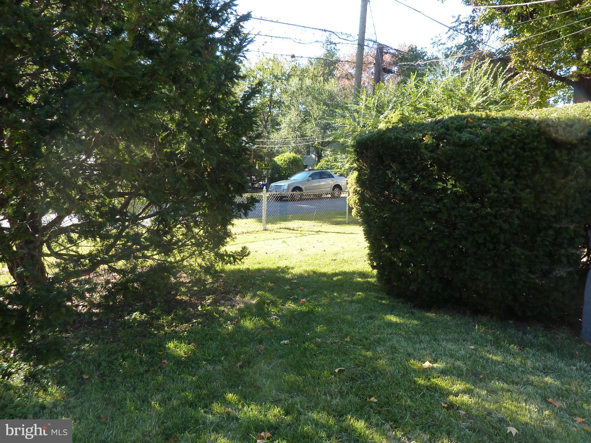 301 Dearborn Avenue Silver Spring, MD 20901 - Photo 8 of 30 Gallery Image 8