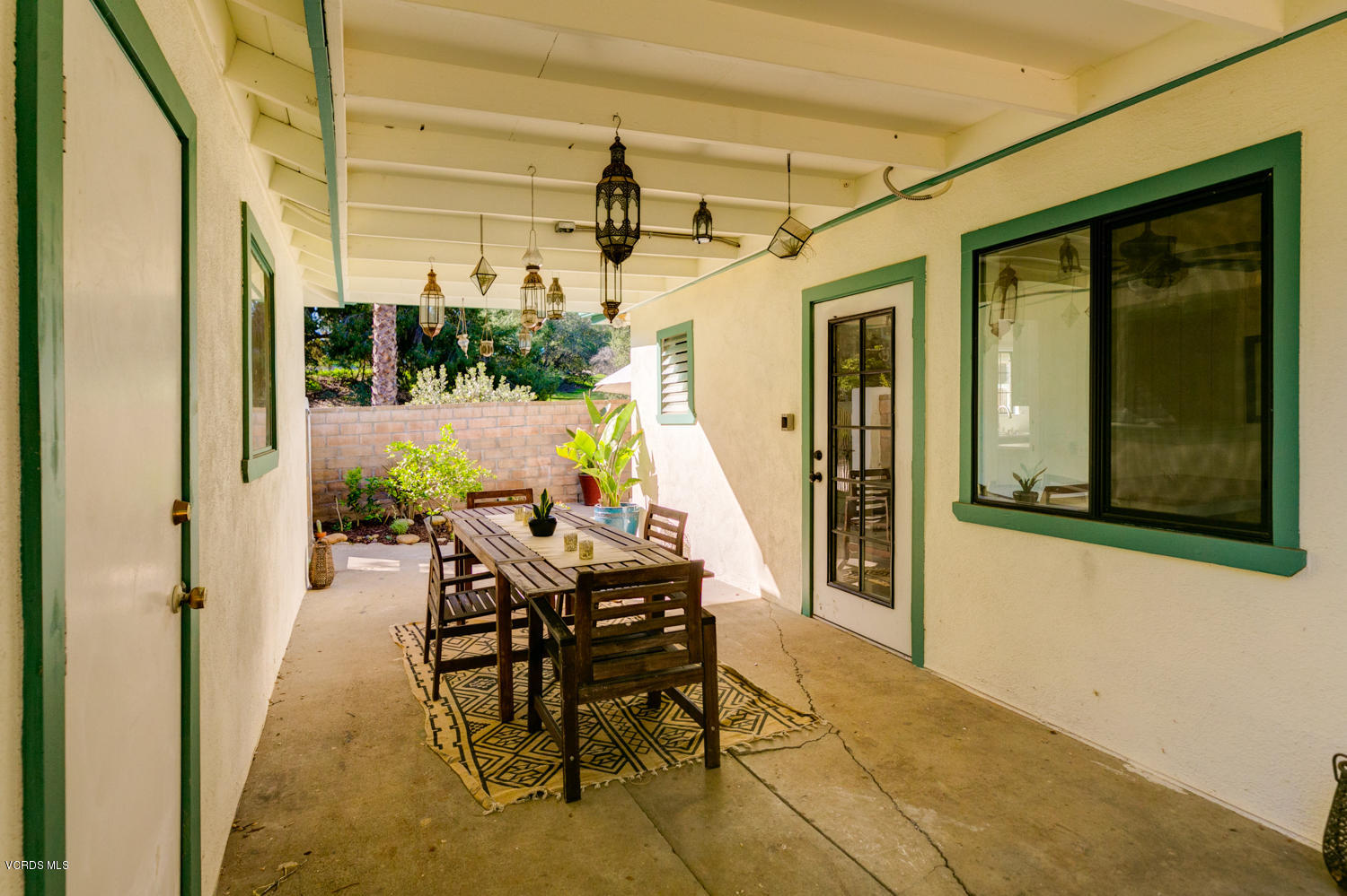 1111 Arcata Road Ojai, CA 93023 - Photo 25 of 27 Outside Dining