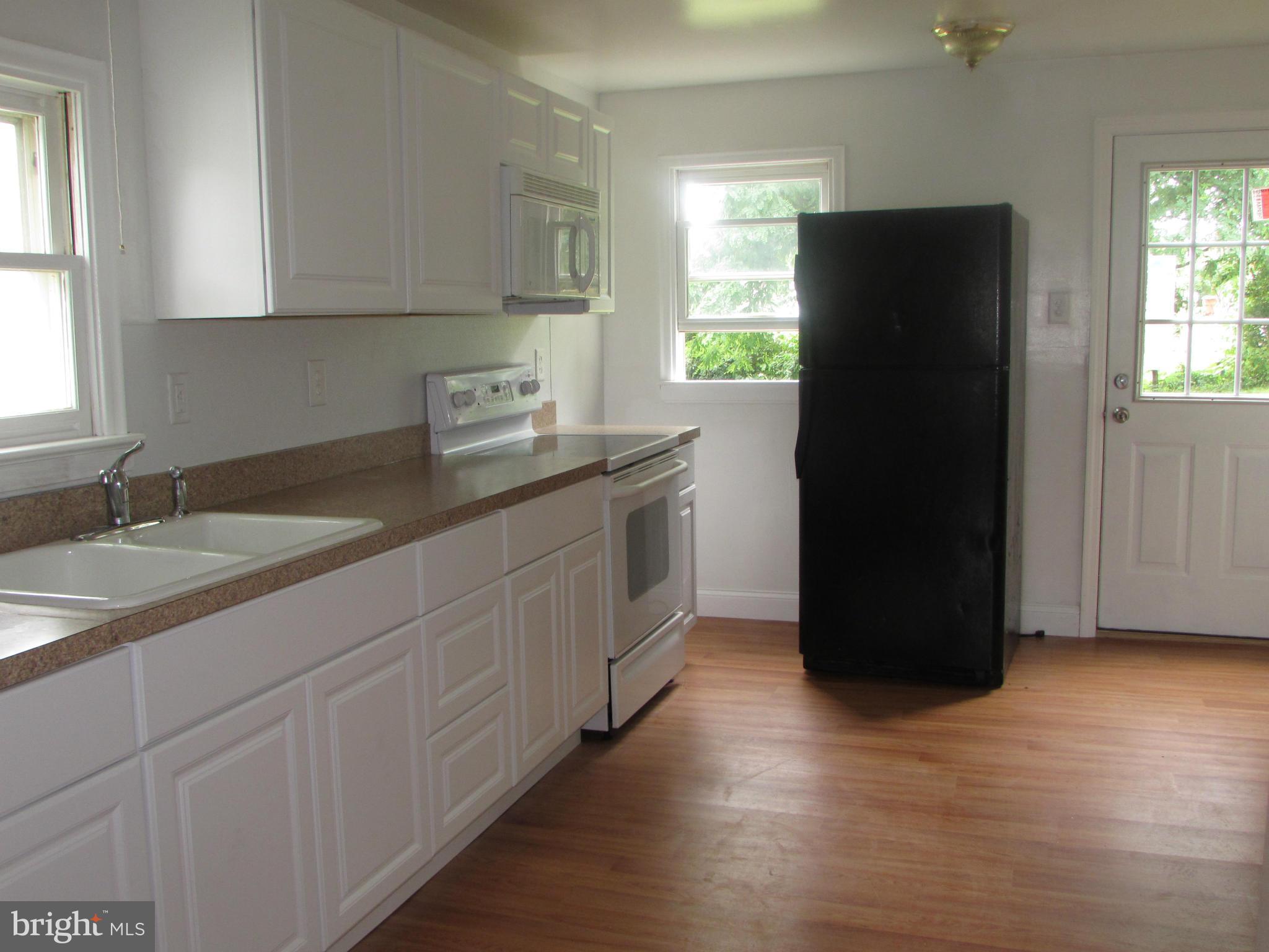 404 East 11th Avenue Ranson, WV 25438 - Photo 15 of 28 Kitchen