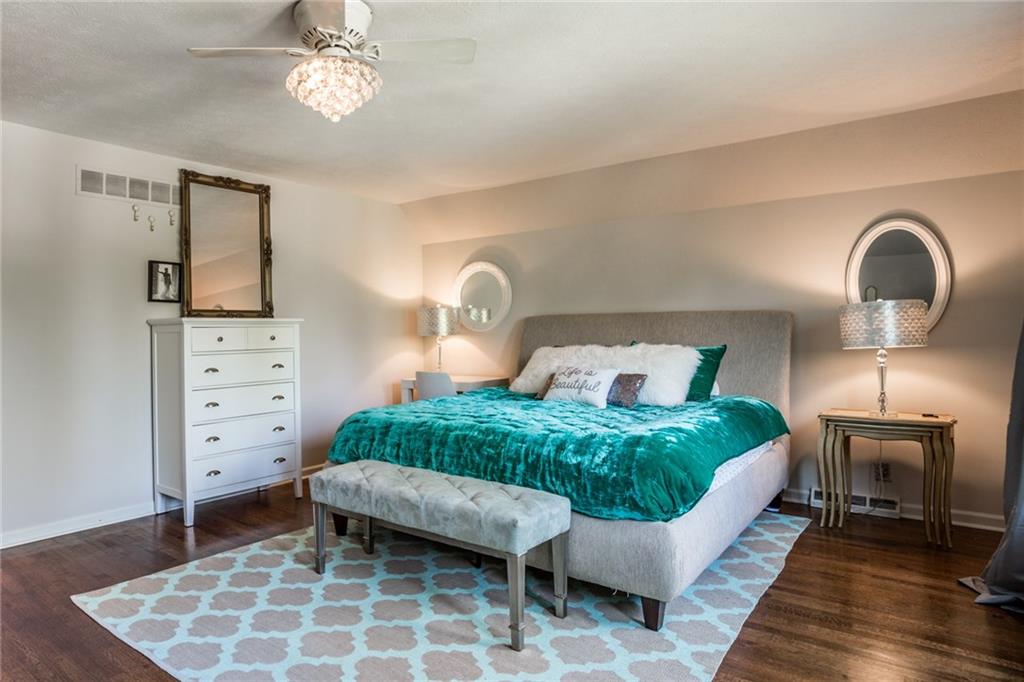 8939 Wickham Road Indianapolis, IN 46260 - Photo 26 of 41 Gallery Image 26