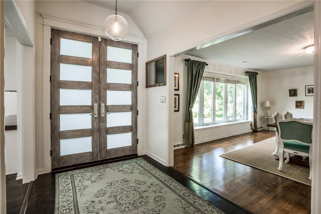 8939 Wickham Road Indianapolis, IN 46260 - Photo 4 of 41 Gallery Image 4