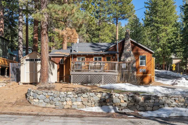 $715,000 | 604 Chipmunk Street, Kings Beach, CA 96143