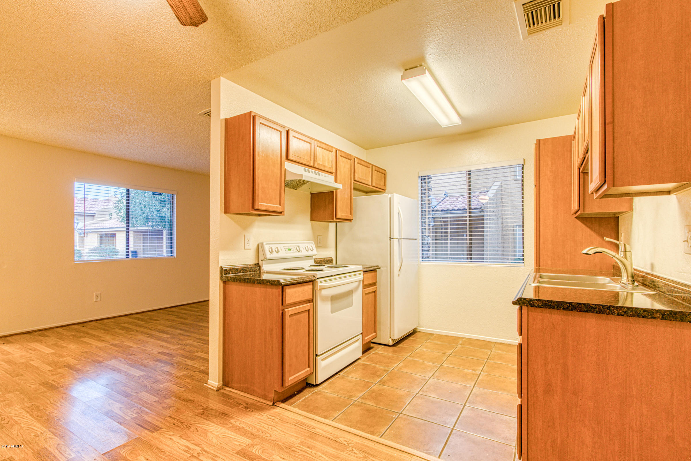 3511 East Baseline Road, Unit 1068 Phoenix, AZ 85042 - Photo 14 of 26 Shadow Mtn 1068-41