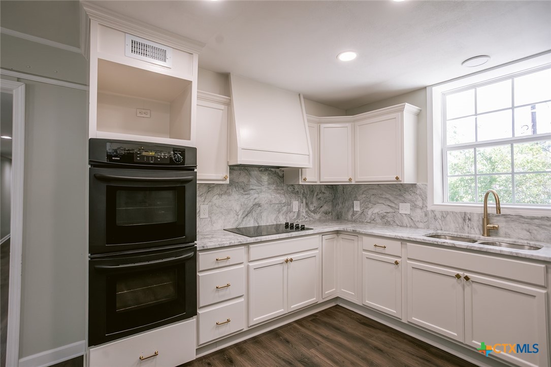 2807 Bluebonnet Street Victoria, TX 77901 - Photo 22 of 44