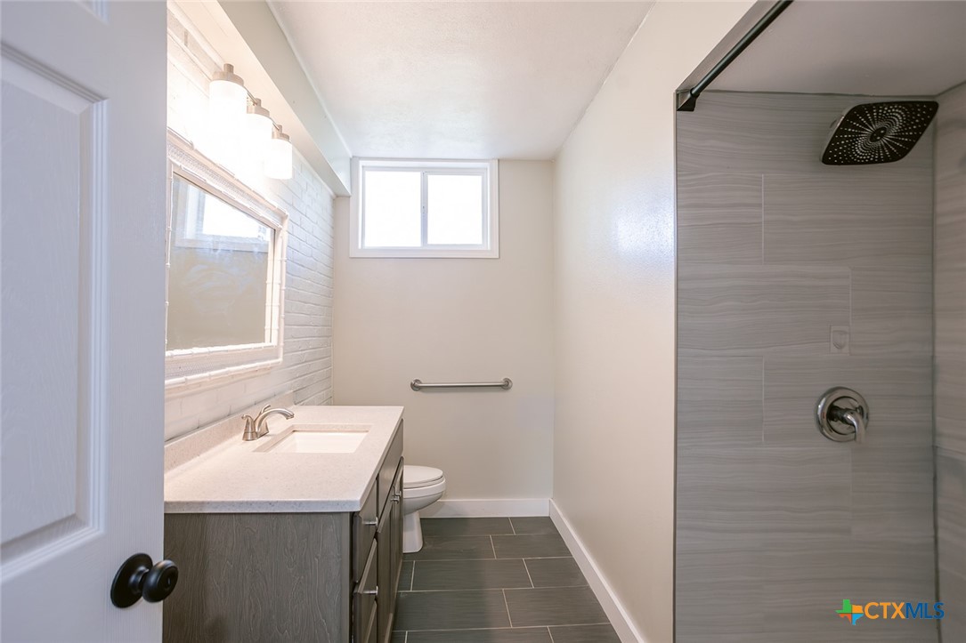 2807 Bluebonnet Street Victoria, TX 77901 - Photo 35 of 44