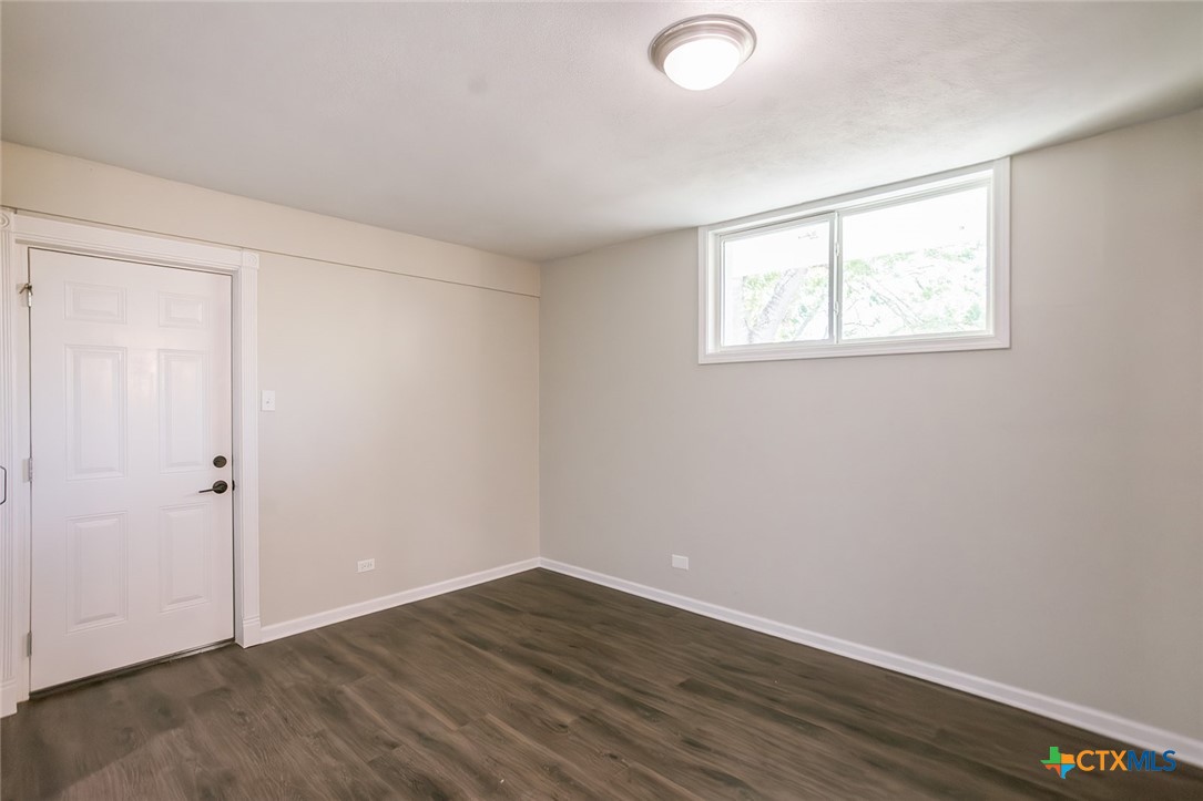 2807 Bluebonnet Street Victoria, TX 77901 - Photo 38 of 44