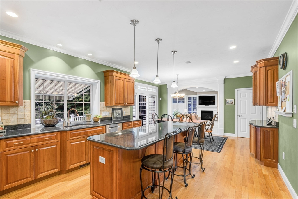 10 Bowker Road Hopkinton, MA 01748 - Photo 10 of 42 Gallery Image 10