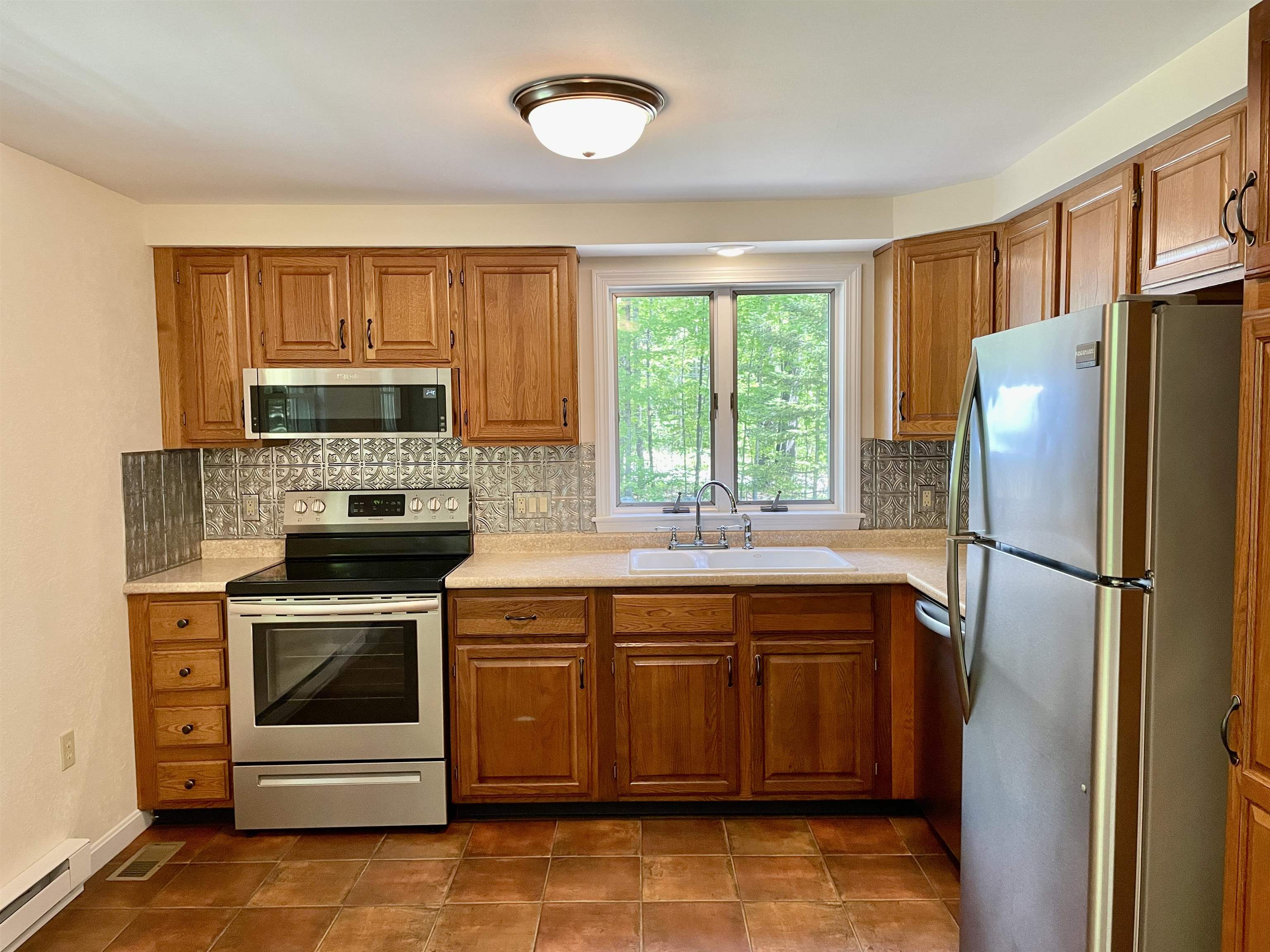 603 Old Turnpike Road Salisbury, NH 03268 - Photo 11 of 38 Gallery Image 11