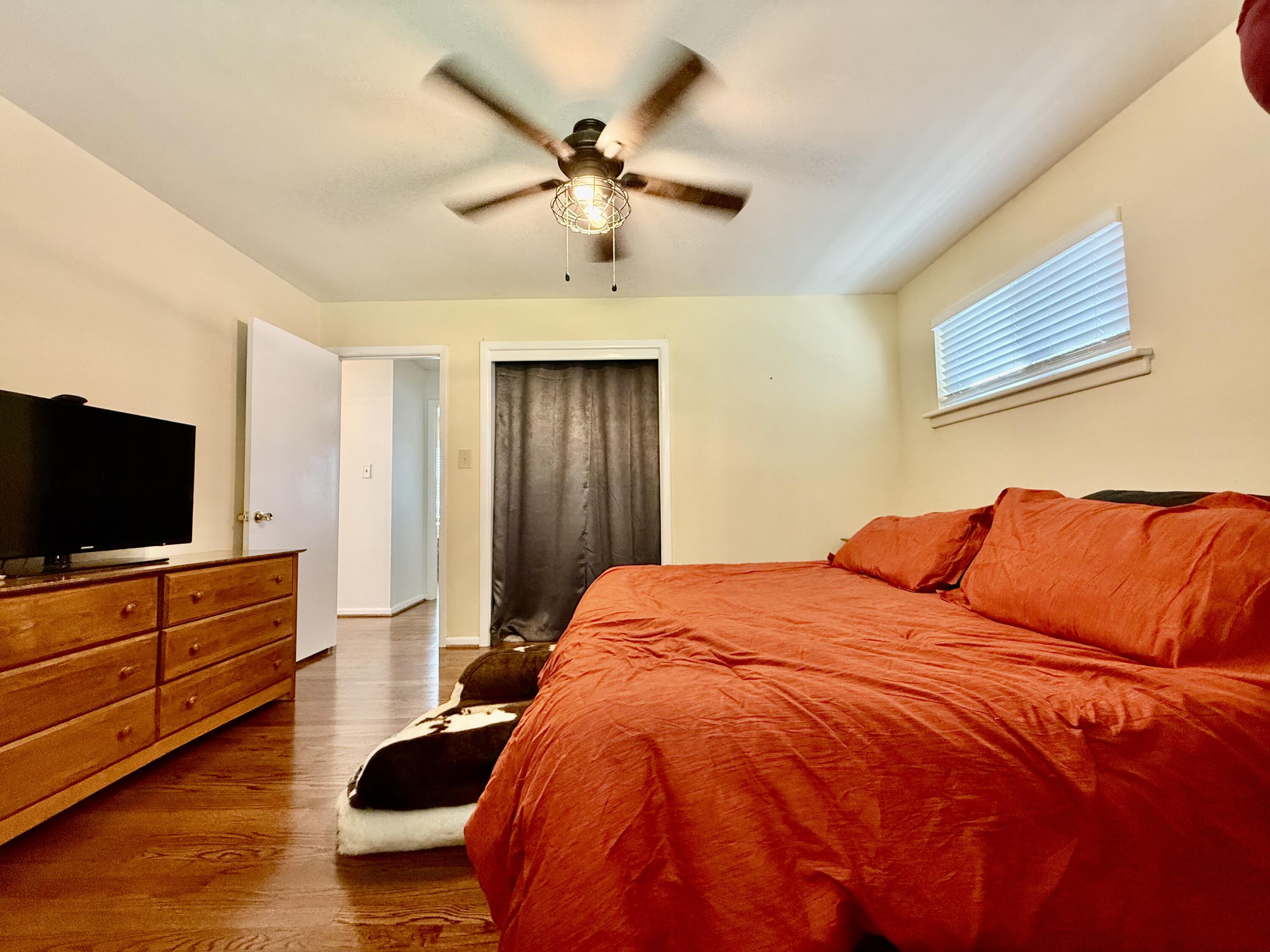 3865 Meadowlark Road Roanoke, VA 24018 - Photo 7 of 18 IMG_2058