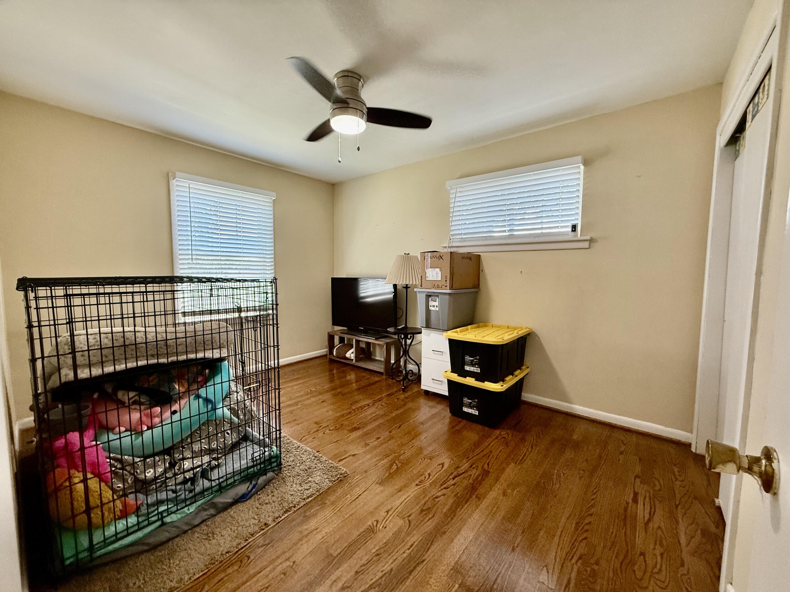 3865 Meadowlark Road Roanoke, VA 24018 - Photo 9 of 18 IMG_2061