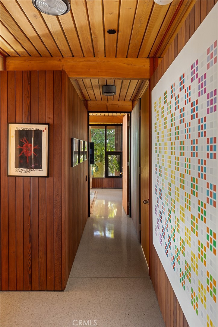 1515 North Tigertail Road Los Angeles, CA 90049 - Photo 14 of 33