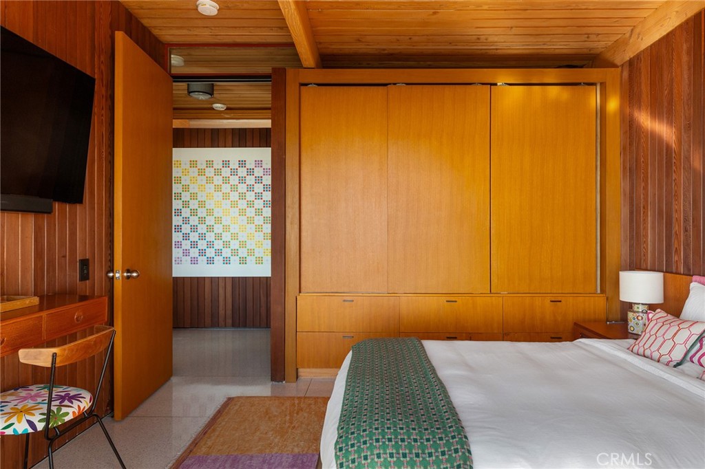 1515 North Tigertail Road Los Angeles, CA 90049 - Photo 24 of 33