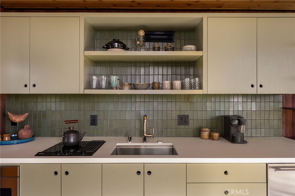 1515 North Tigertail Road Los Angeles, CA 90049 - Photo 26 of 33