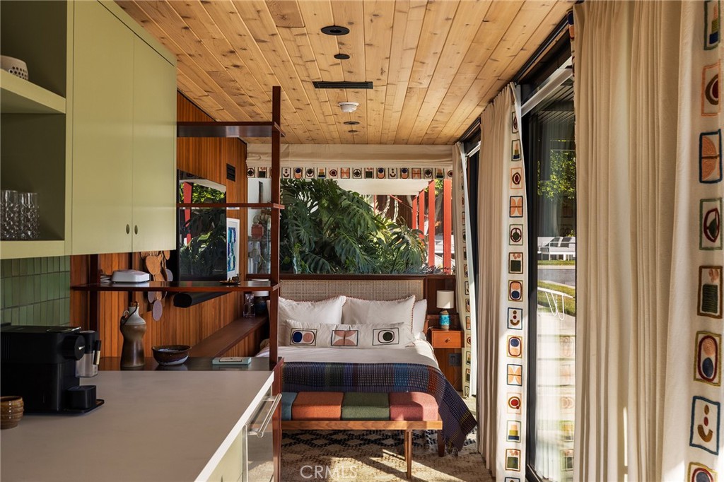 1515 North Tigertail Road Los Angeles, CA 90049 - Photo 28 of 33