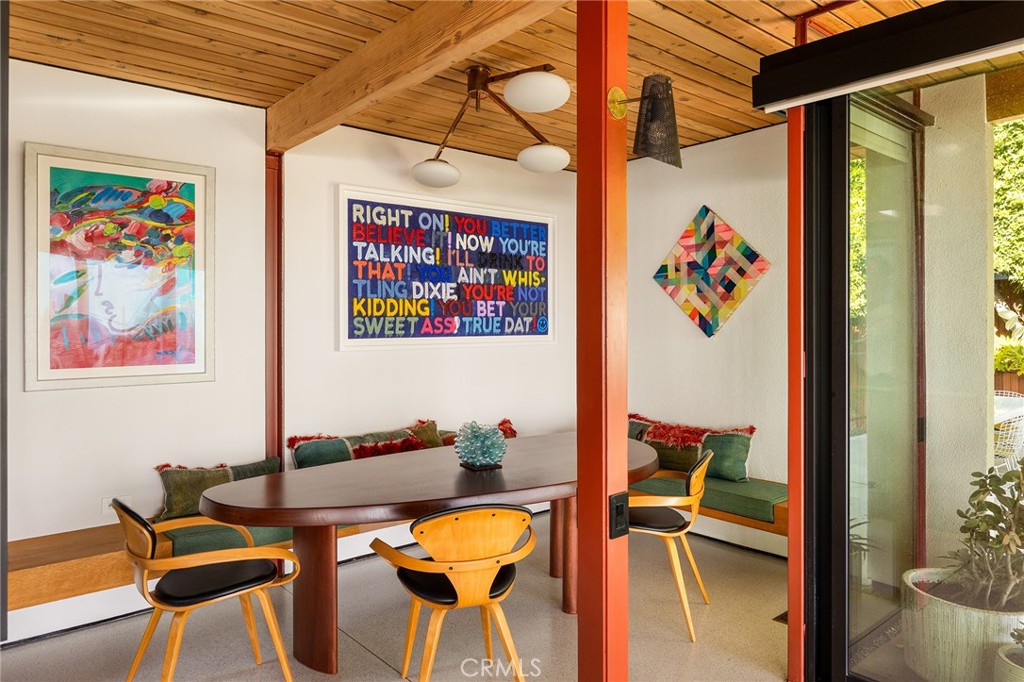 1515 North Tigertail Road Los Angeles, CA 90049 - Photo 8 of 33