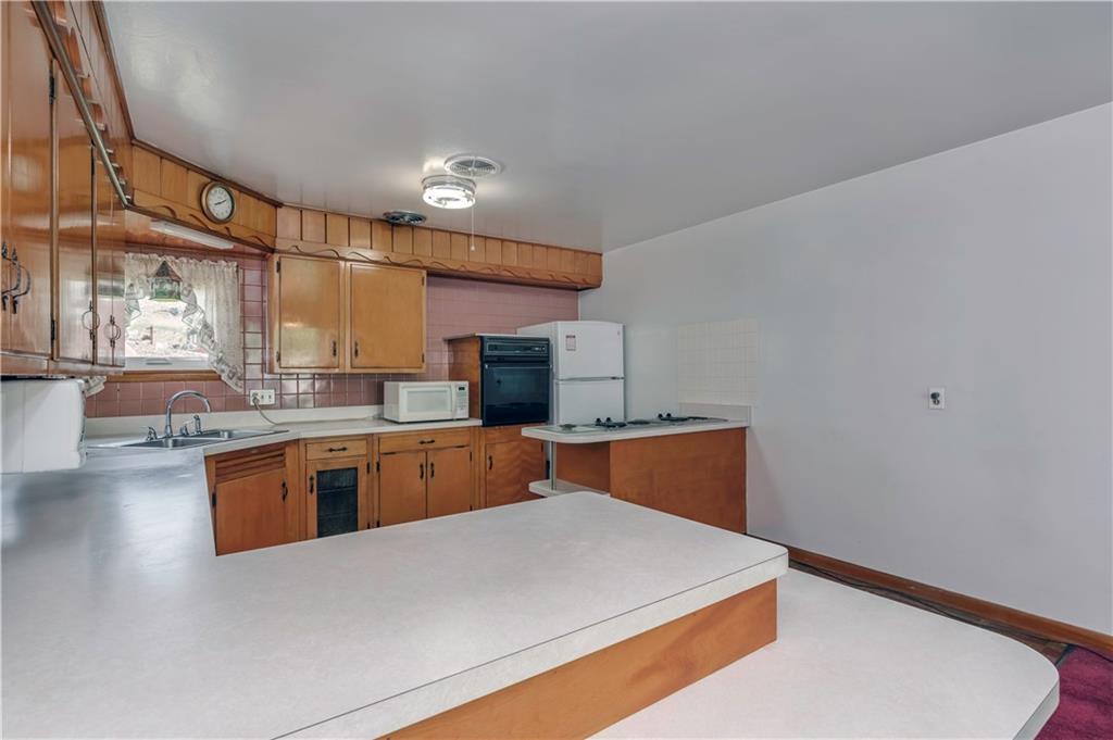1170 Reissing Road McDonald, PA 15057 - Photo 11 of 24 Gallery Image 11
