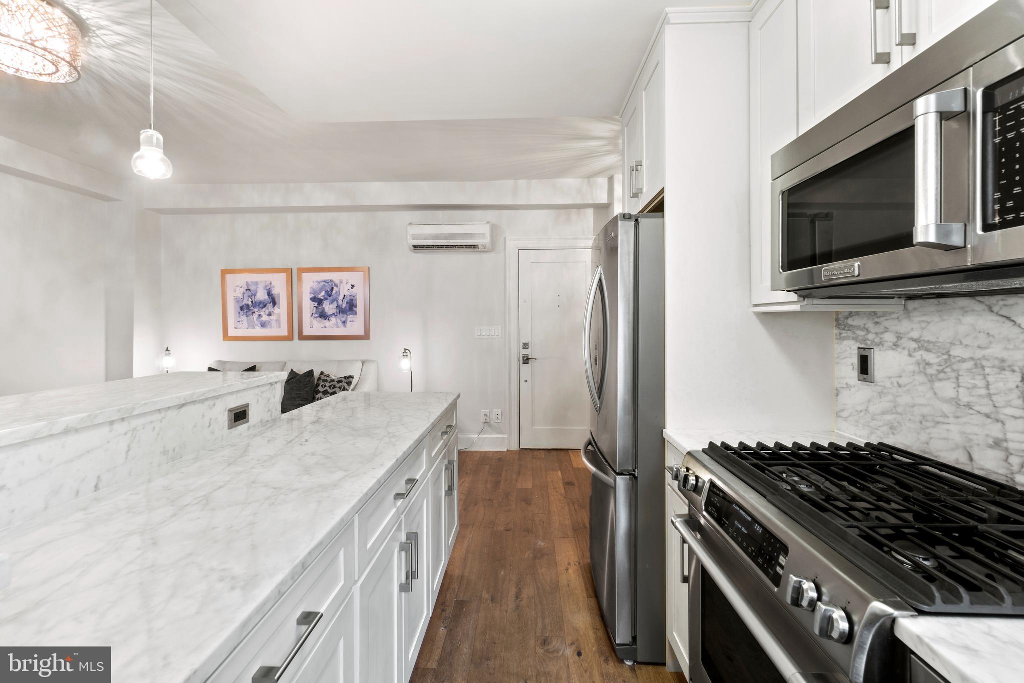 1910 Kalorama Road Northwest, Unit 406 Washington, DC 20009 - Photo 6 of 19