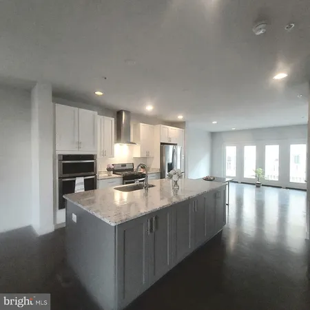 $3,950 | 932 King Farm Boulevard, Rockville, MD 20850