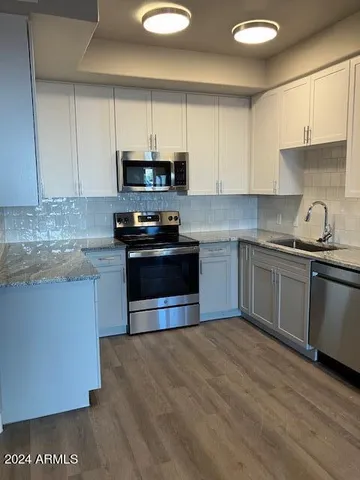 $2,350 | 8683 East Commons Circle, Unit 203, Prescott Valley, AZ 86314