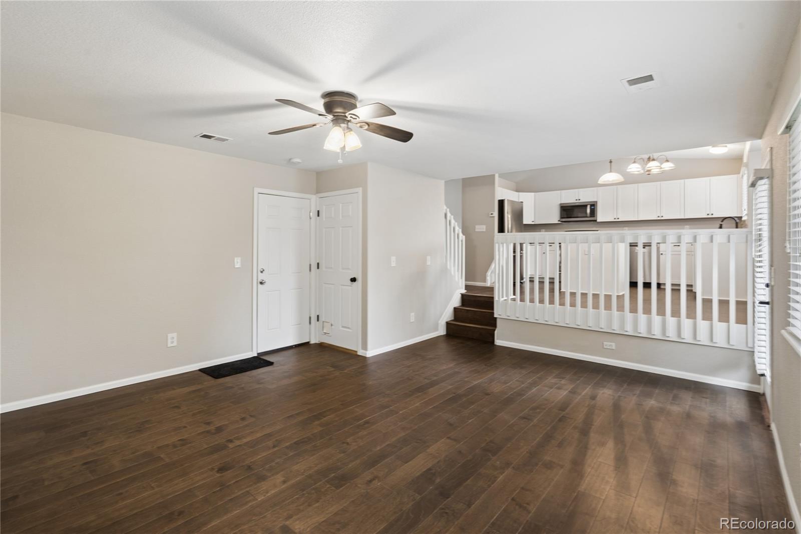 10606 Hyacinth Court Highlands Ranch, CO 80129 - Photo 7 of 26