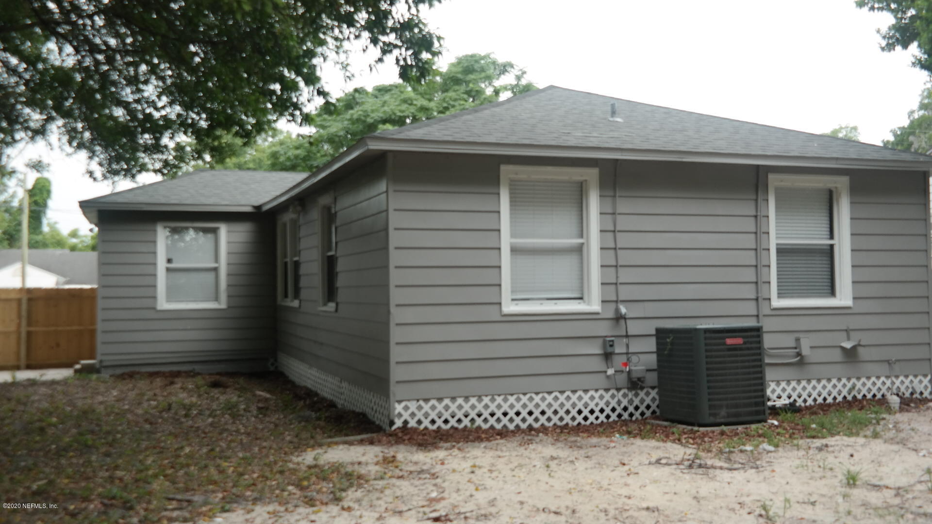 1743 Mayfair Road Jacksonville, FL 32207 - Photo 35 of 37 SAM_6549