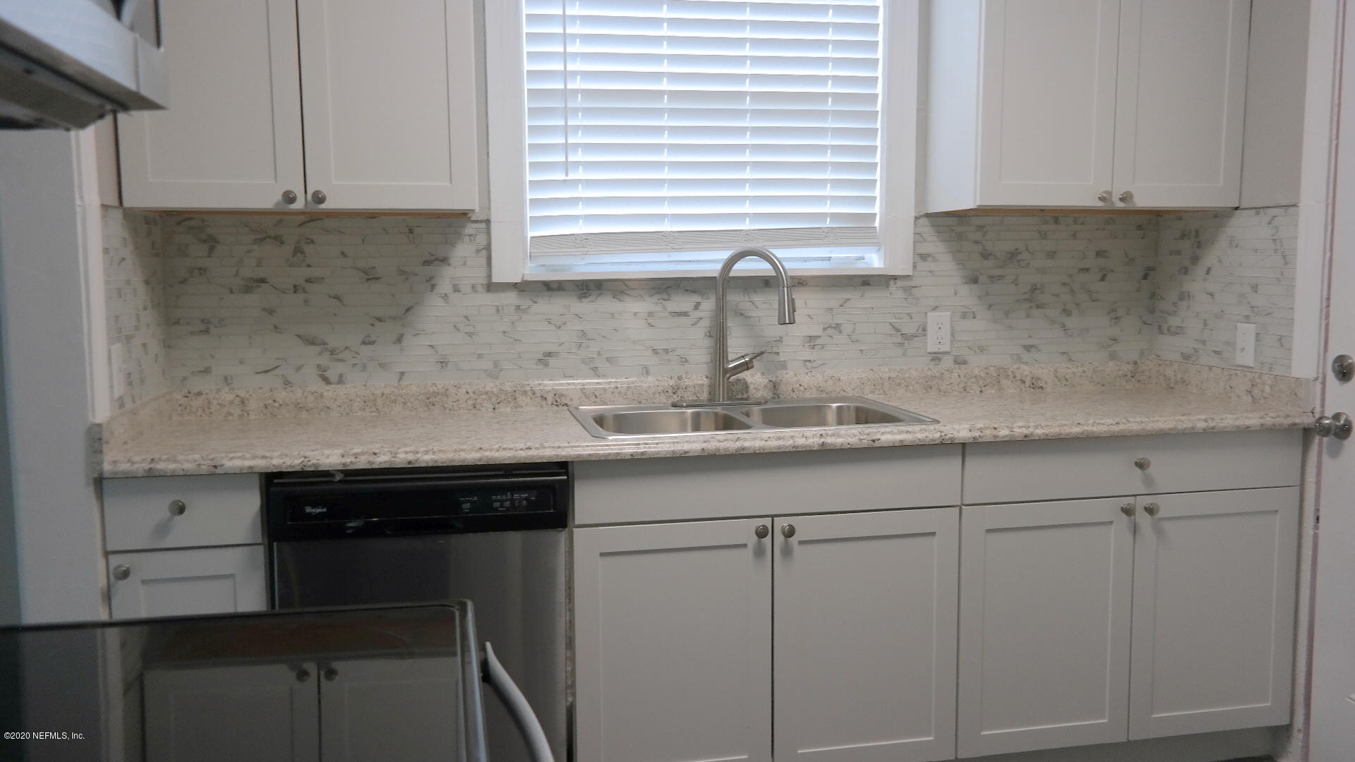 1743 Mayfair Road Jacksonville, FL 32207 - Photo 7 of 37 SAM_6578