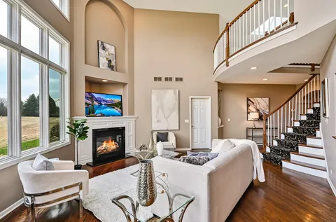 $739,000 | 1187 Arborside Drive, Aurora, IL 60502
