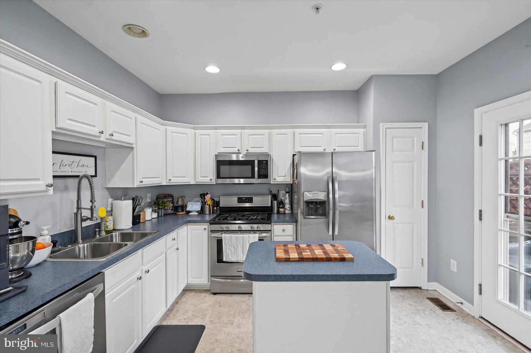 16 Kendersham Court Rosedale, MD 21237 - Photo 17 of 40 Kitchen