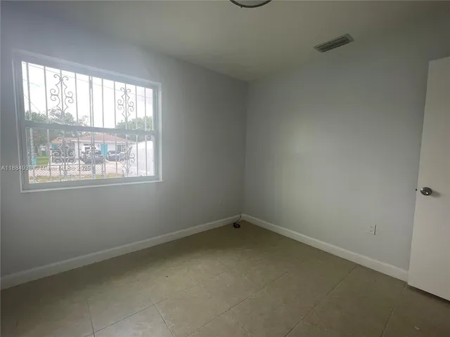 $3,400 | 2260 Northwest 61st Street, Miami, FL 33142